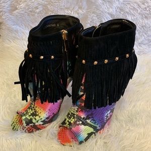 Red kiss fringe heels